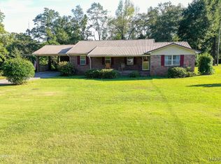 177 Dubose Ave, Grove Hill, AL 36451