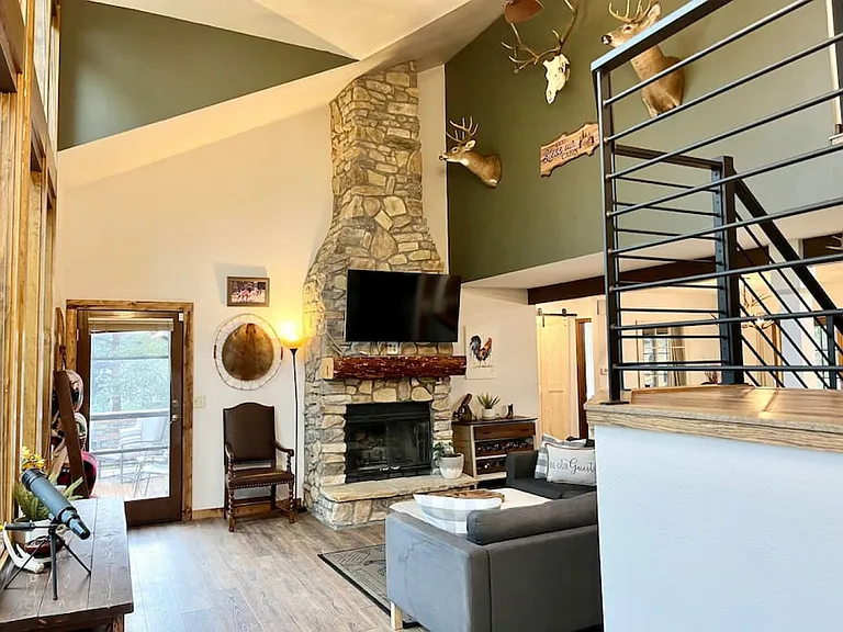 1260 Ponderosa Way #A — Photo 34