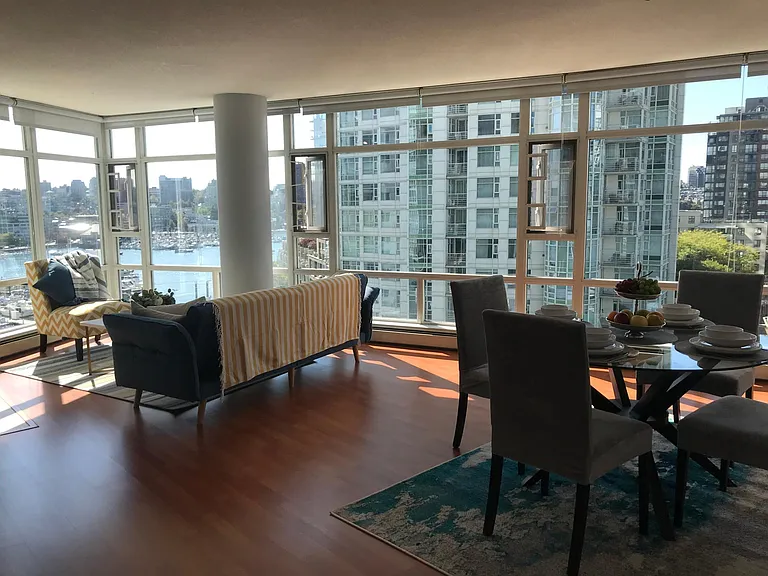 198 Aquarius Mews — Photo 10