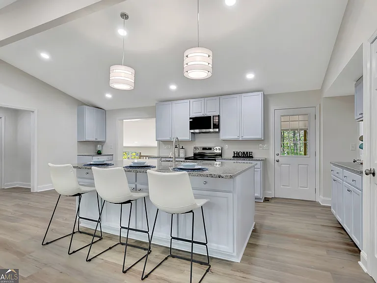 140 Mary Freeman Rd — Photo 15