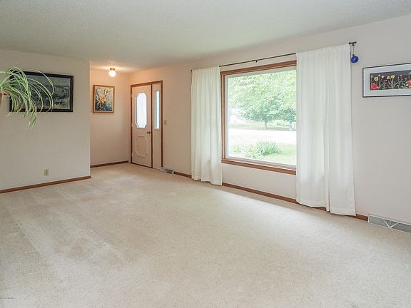 3017 Rose Drive-203