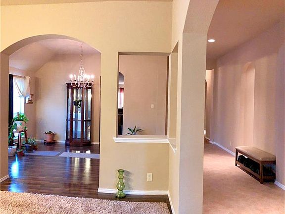 5th image of 11600 Glen Knoll Dr