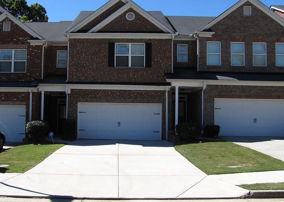1st image of 213 Green Bridge Ct