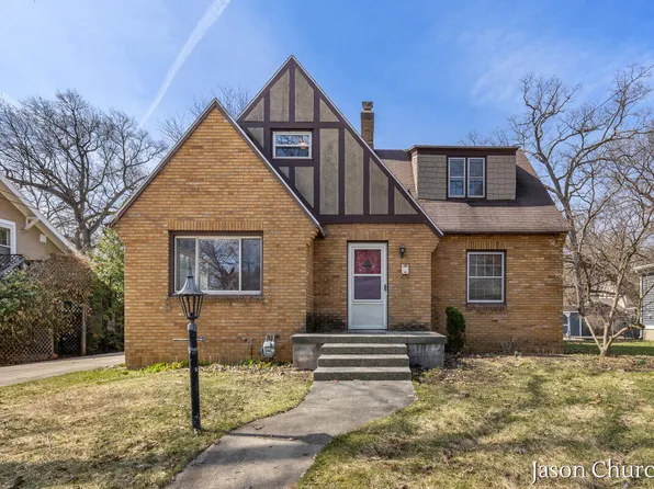 2621 Wyoming Ave SW, Wyoming, MI 49519