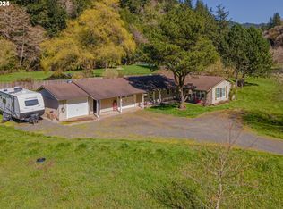 96601 Larson Ln, North Bend, OR 97459