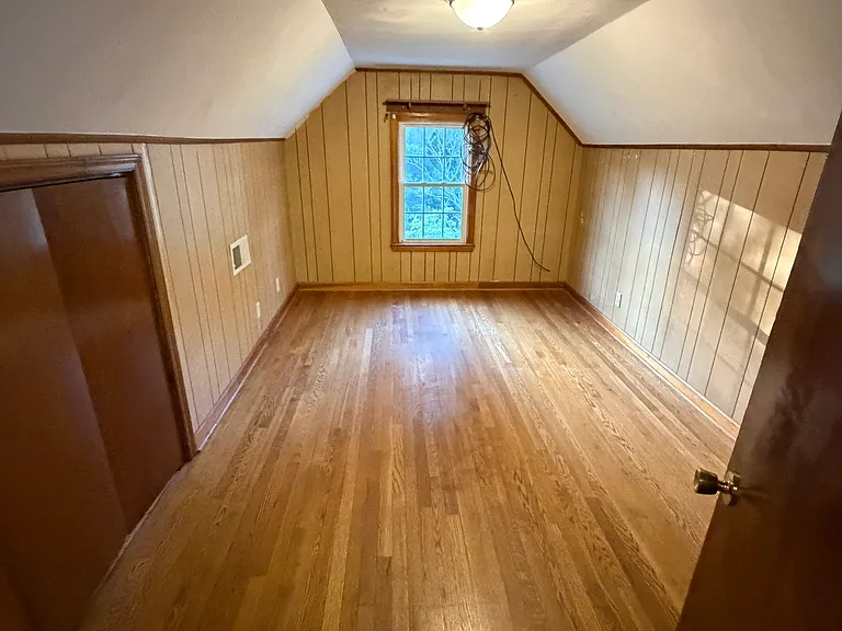 10891 Franklin St — Photo 13