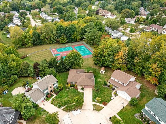 5th image of 14148 Sycamore Cir