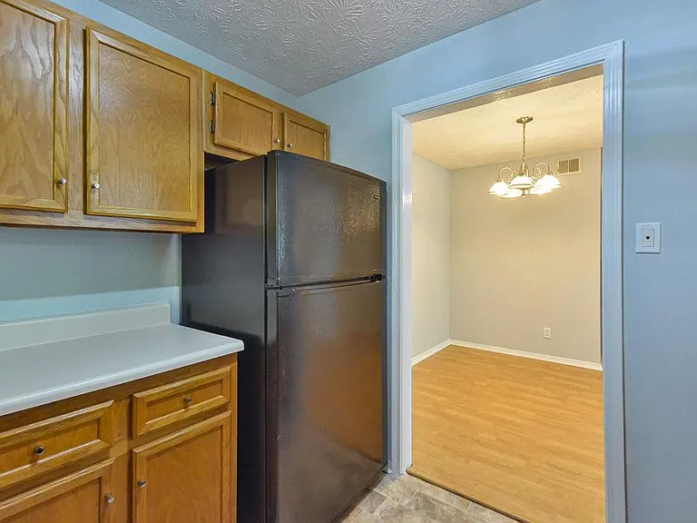 1904 Country Park Dr SE — Photo 12