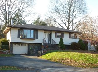 63 Cinder Rd, Stony Pt, NY 10980