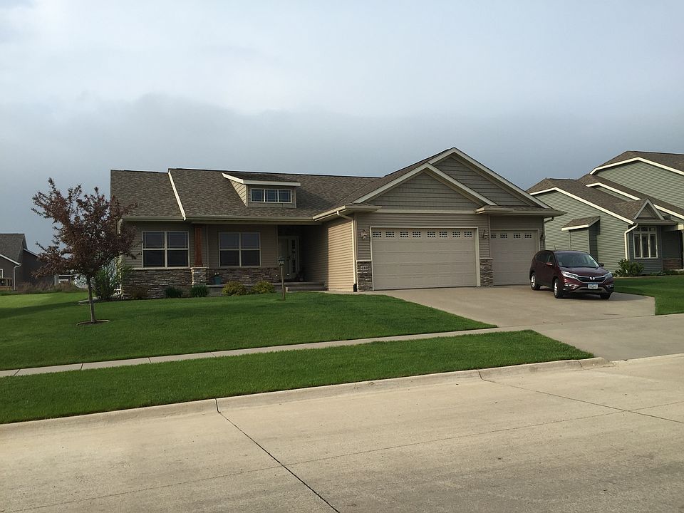 1st image of 680 Berkshire Ln