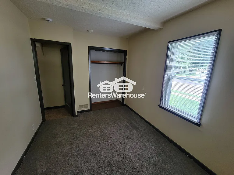 401 N Dewey St — Photo 11