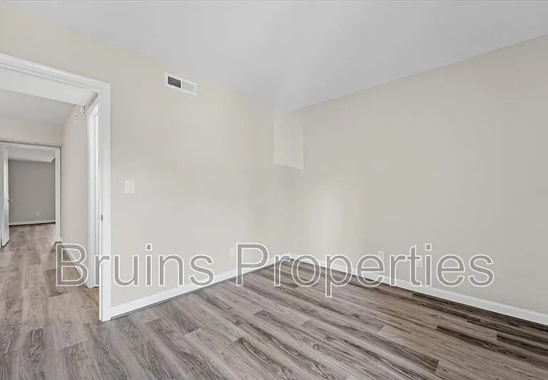 1504 Benjamin Pkwy #C-1 — Photo 13