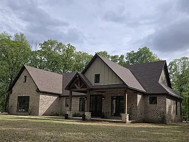 15 County Road 7002 — exterior photo