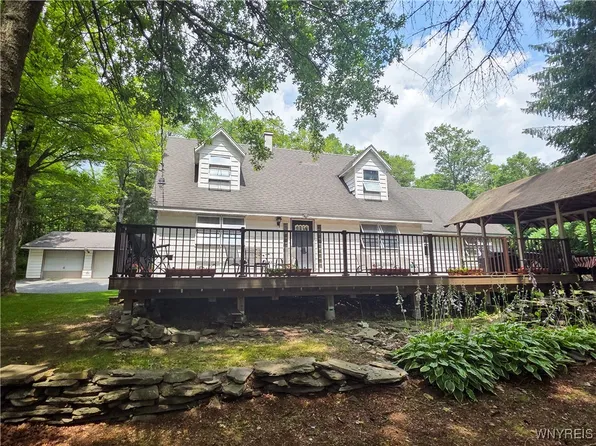 21 Prospect St, Stamford, NY 12167