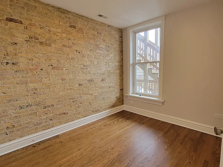 3535 N Sheffield Ave #2S — Photo 6