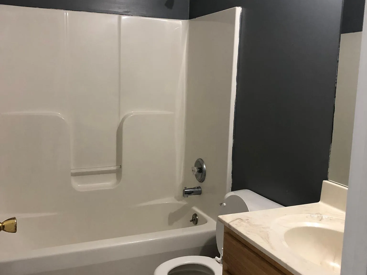 215 Pagoda Court — Photo 3