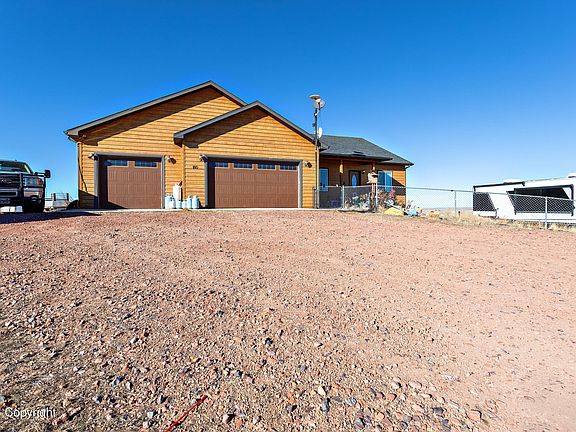 3rd image of 180 N Sage Hill Rd