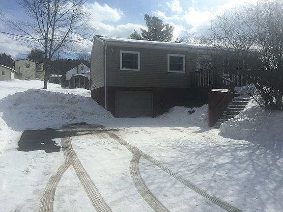 2nd image of 3504 Gilbert St