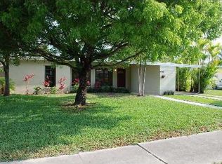 9230 Nautilus Dr, Cutler Bay, FL 33189