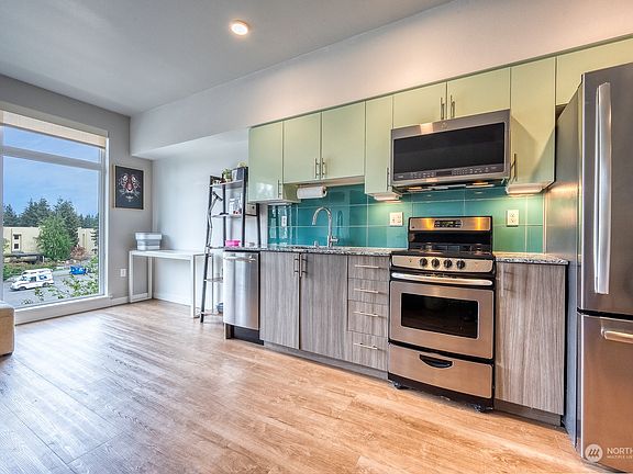 2nd image of 1085 103rd Avenue NE #222
