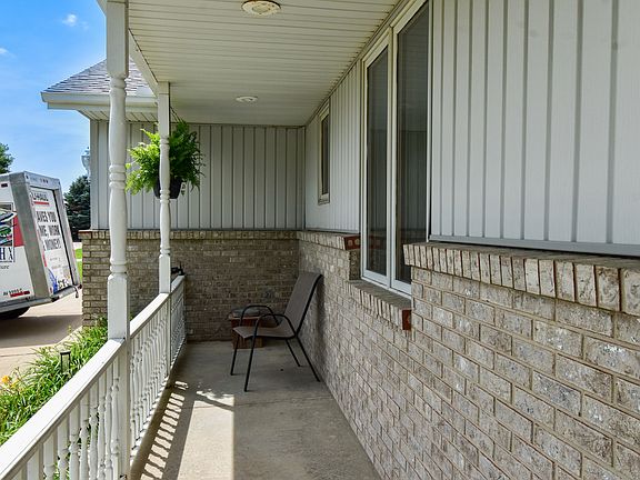 5th image of 1415 Bethany Ln