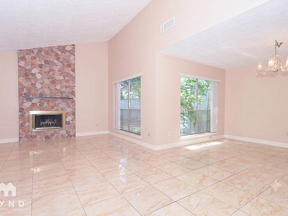 3rd image of 7014 Stoney River Dr
