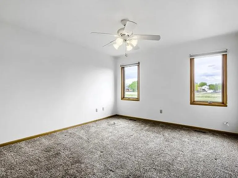 557 Trailwood Cir — Photo 9