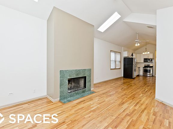 4th image of 1443 W Walton St APT 3A