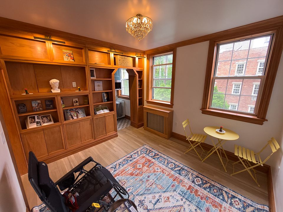 1st image of 747 Greenwich St APT 4