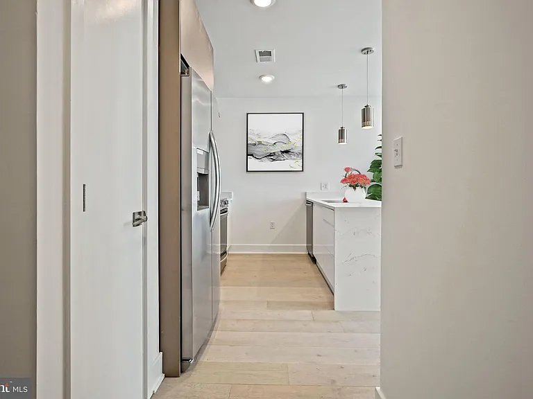 2027 Rhode Island Ave NE #401 — Photo 14