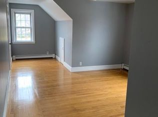 13 Stayton St, Cranston, RI 02920