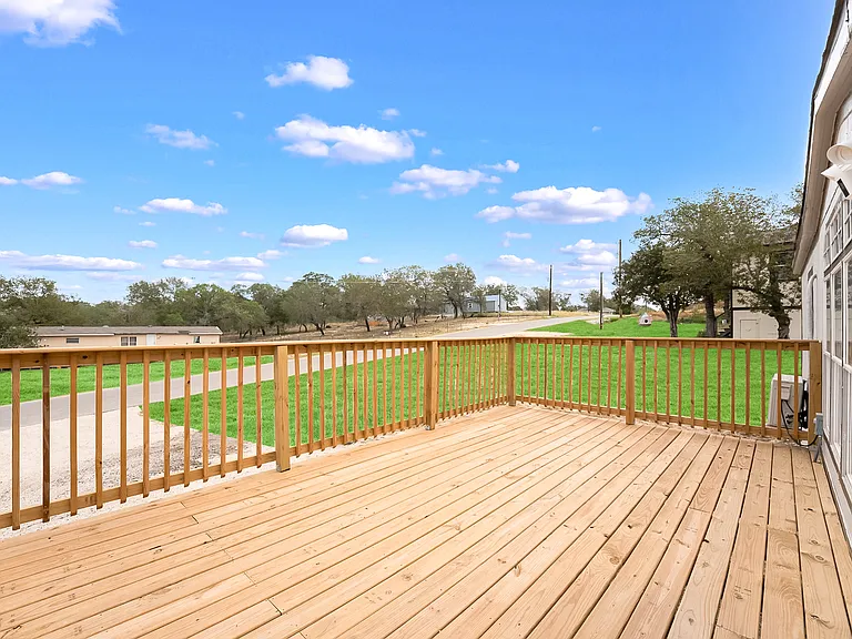 145 Sandy Ridge Dr — Photo 3