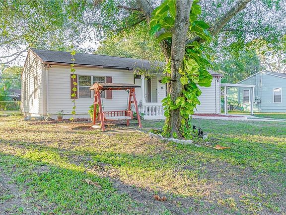 2nd image of 1018 N Bask Dr