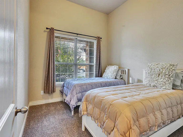 24238 Cordova Brook Ln — Photo 11