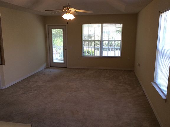 5th image of 6425 Starfish Cove