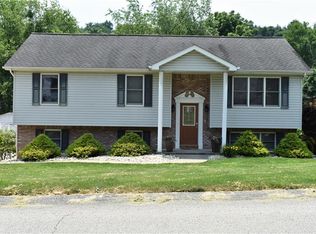 310 Laurentz Ln, Greensburg, PA