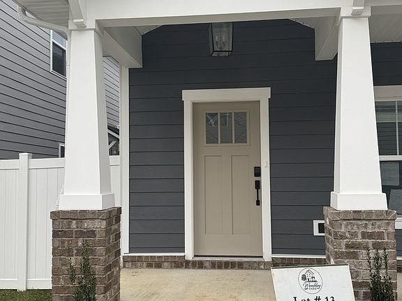 4th image of 401 Gingerwood Ct