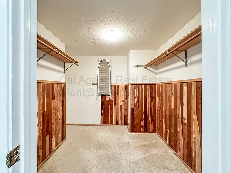 2306 D St — Photo 9