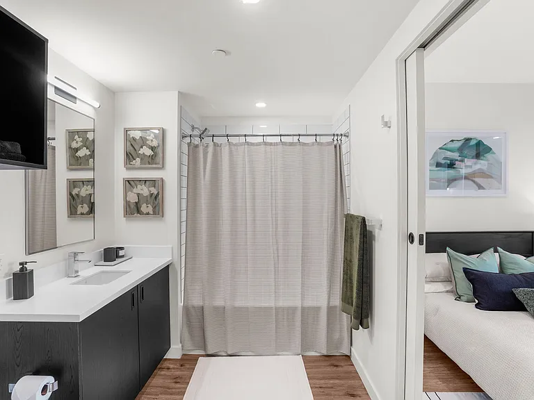 140 Ferguson Dr — Photo 15