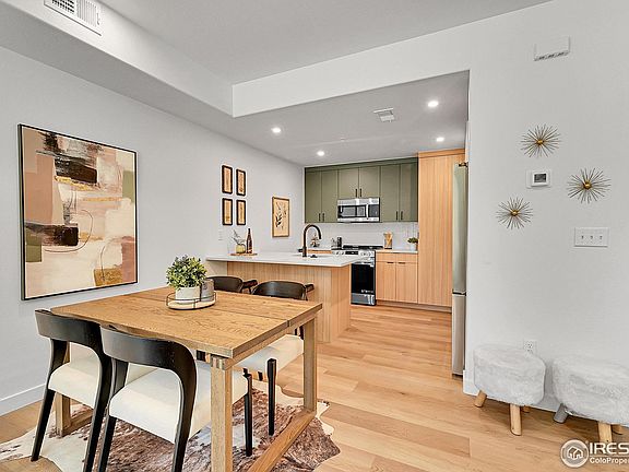 3rd image of 783 E County Line Rd