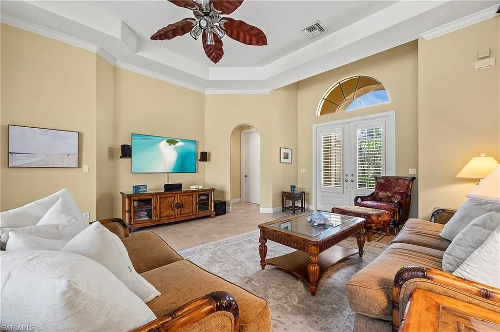 4 bed, 3.0 bath, 2340 sqft, $20,000 — Photo 1