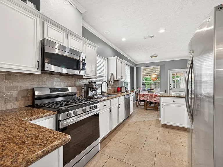 2910 Barton Meadow Ln — Photo 20