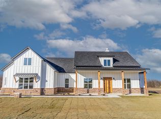 2032 Carrie Ct, Peaster, TX 76585