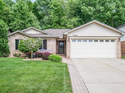 41934 Duxbury Dr, Sterling Heights, MI, 48313