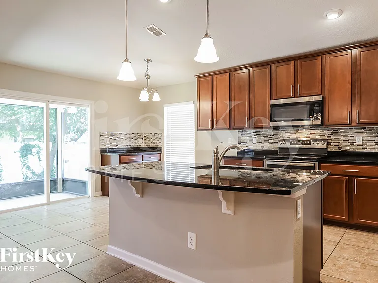 344 Sunshine Dr — Photo 7