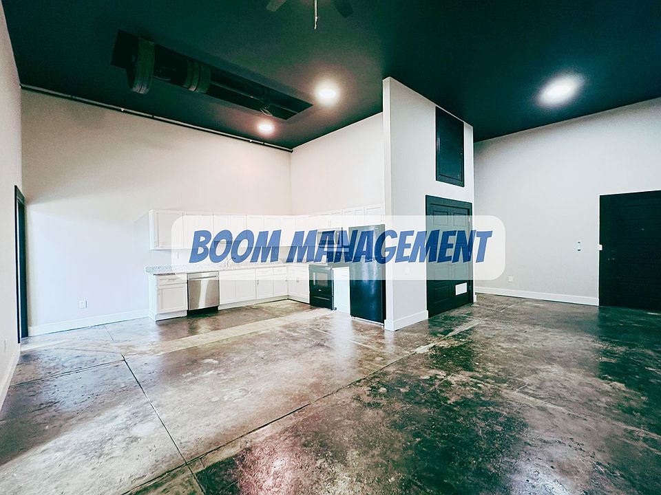 1st image of 202 S Main St #101