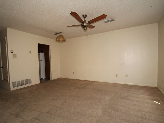 3rd image of 3704 Hereford Ln APT D