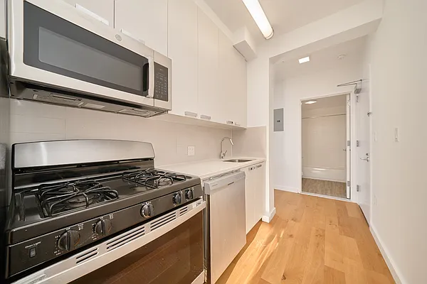 Rented by Living New York | media 9