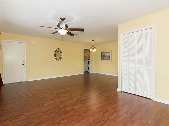3rd image of 22481 Westchester Blvd APT 4