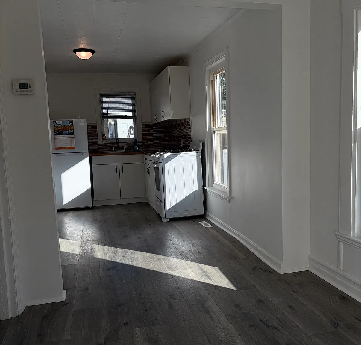 122 Uncas St — Photo 4
